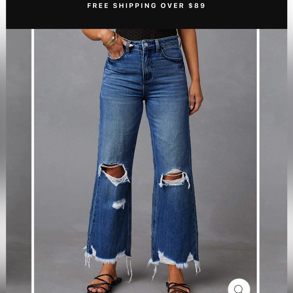 Distressed cropped jeans, brand new never worn
